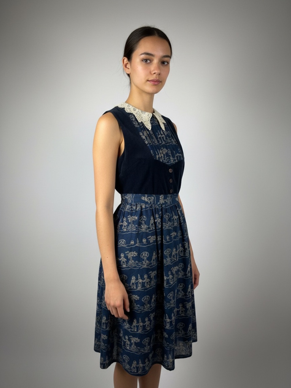 Vintage Navy Velvet Belted Dress with Lace Collar and Patterned Skirt Size Sm